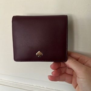 LIKE NEW- Kate spade plum wallet